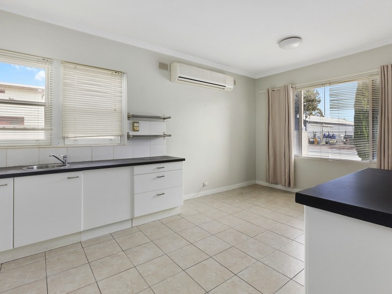 37 Grove Ave, Marleston SA 5033