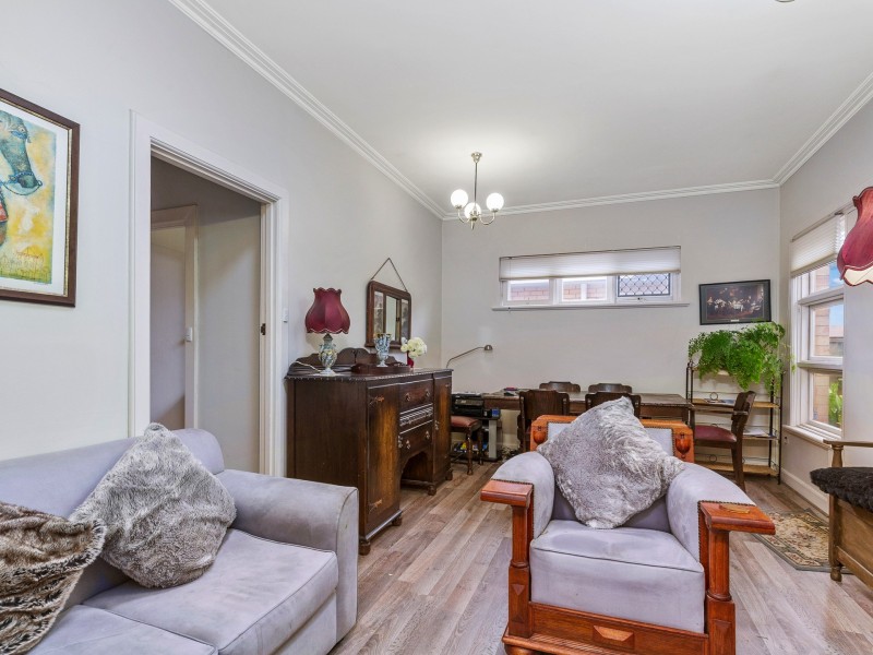 Unit 2/5 Downing St, Hove SA 5048