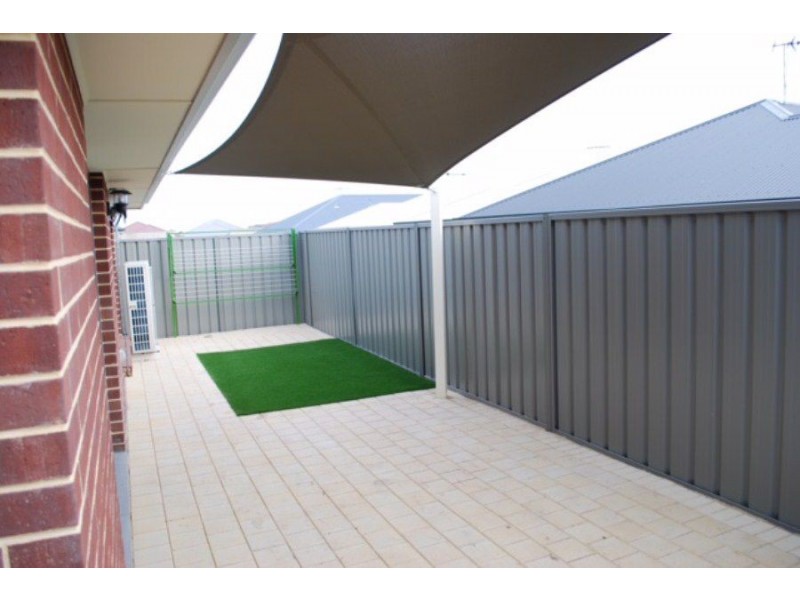 12 Apollo Street, Woodcroft SA 5162