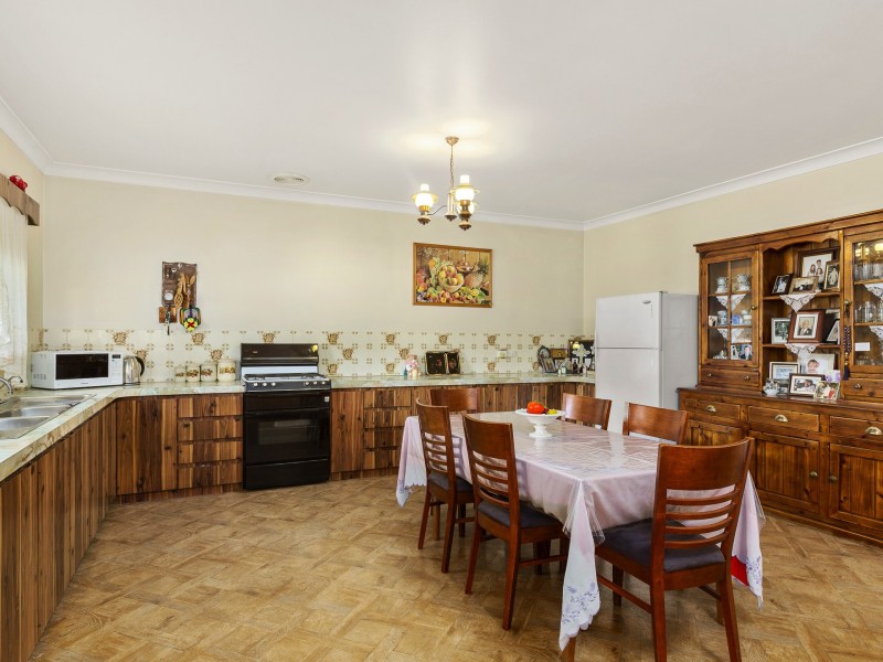 9 Attrill Ave, Hilton SA 5033