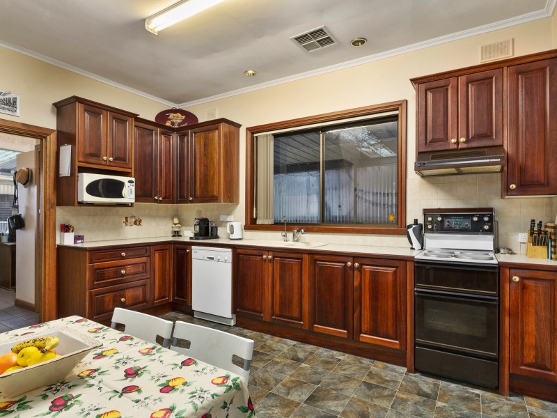 28 Glenburnie Tce, Plympton SA 5038