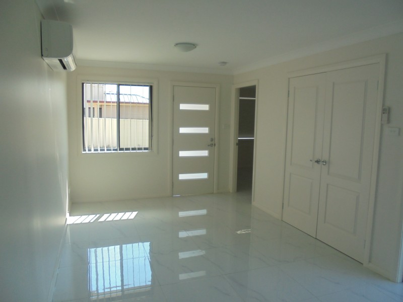 1/17B Davis Road, Marayong NSW 2148