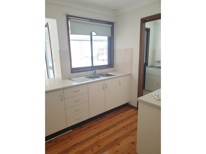 17B Davis Rd, Marayong NSW 2148