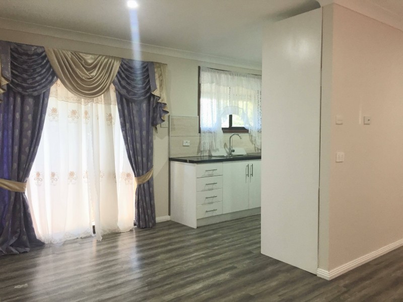 37A Crawford Rd, Doonside NSW 2767