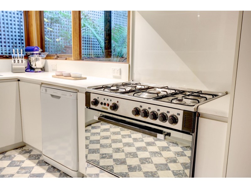 27 Strathalbyn Road, Aldgate SA 5154