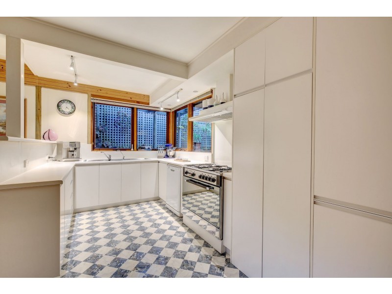 27 Strathalbyn Road, Aldgate SA 5154
