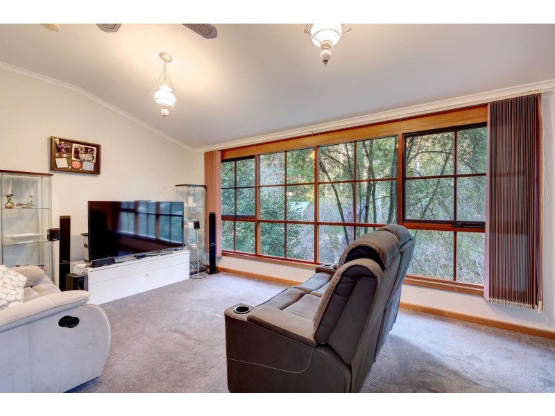 27 Strathalbyn Road, Aldgate SA 5154