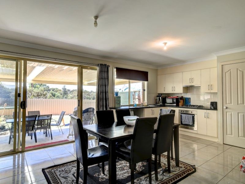 8 Cypress Terrace, Murray Bridge SA 5253