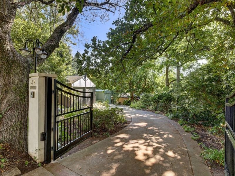 42 Waverley Ridge Road, Crafers West SA 5152