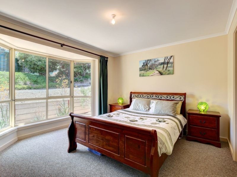2/6 Mount Torrens Road, Lobethal SA 5241