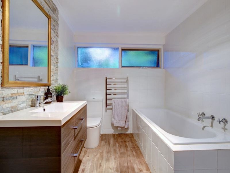 4 Woorabinda Drive, Stirling SA 5152