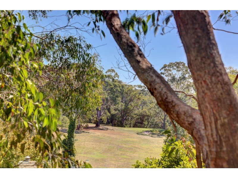 4 Golflinks Close, Stirling SA 5152