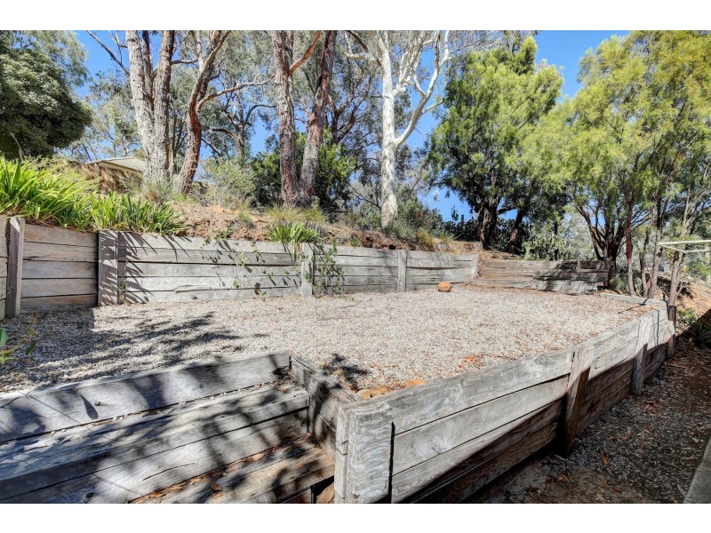 4 Golflinks Close, Stirling SA 5152