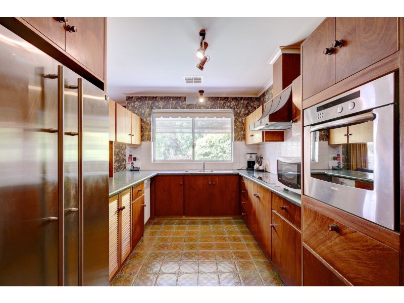 10 Suffolk Road, Aldgate SA 5154