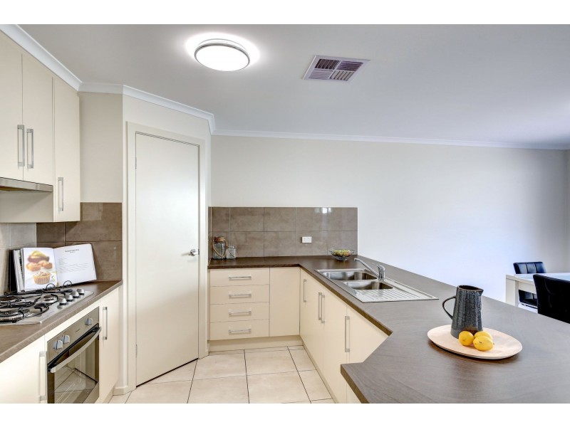 6 Jervois Road, Seaford Heights SA 5169