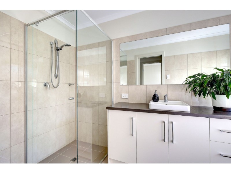 6 Jervois Road, Seaford Heights SA 5169