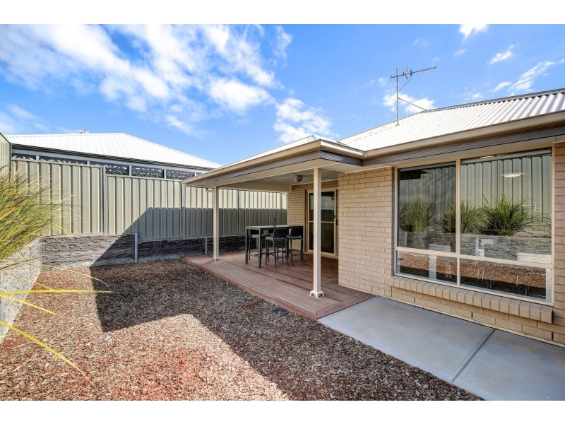 6 Jervois Road, Seaford Heights SA 5169