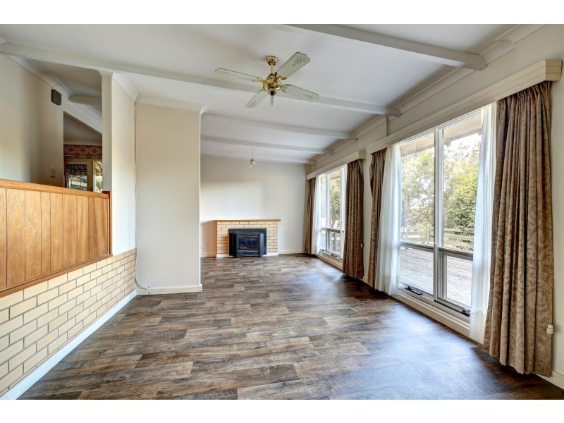 15 Reserve Parade, Morphett Vale SA 5162