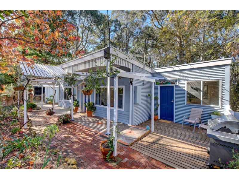 8 Hollidays Road, Summertown SA 5141