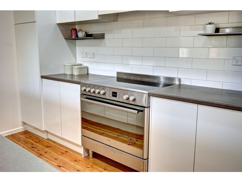 8 Hollidays Road, Summertown SA 5141