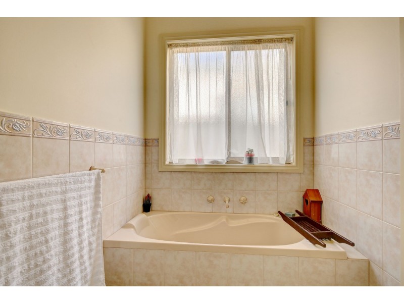 2G Colton Avenue, Hove SA 5048