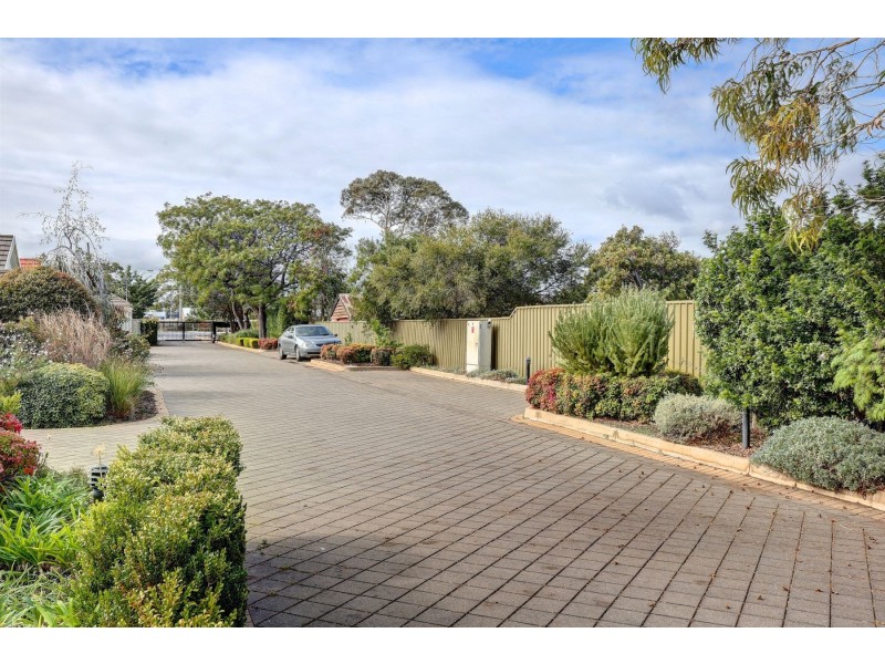 2G Colton Avenue, Hove SA 5048