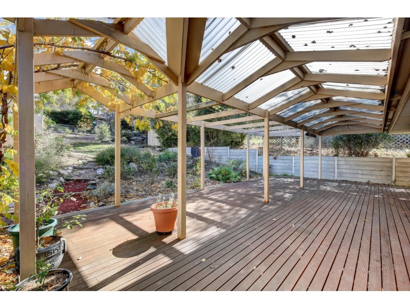 24 First Street, Mylor SA 5153