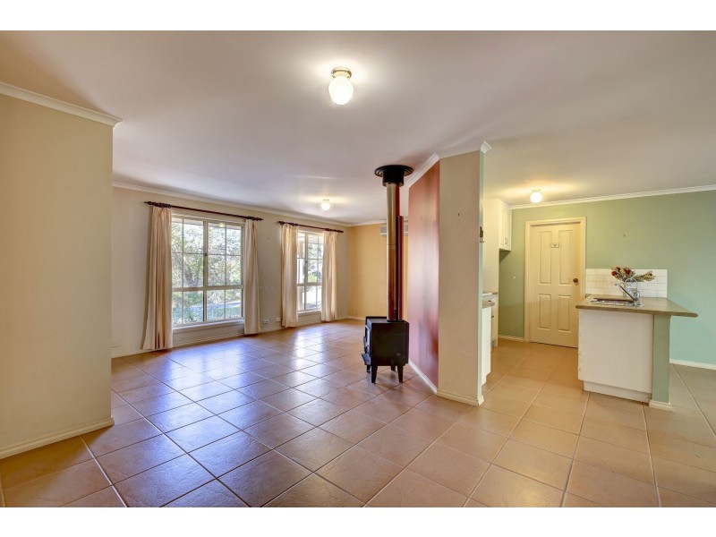 24 First Street, Mylor SA 5153