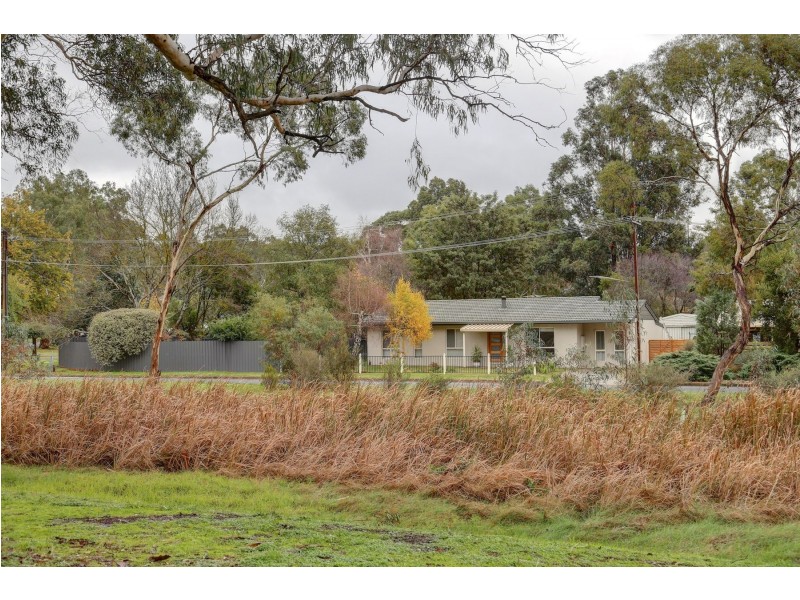 1 Memorial Drive, Mount Barker SA 5251