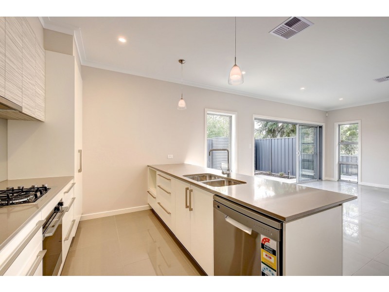 2/1 Klar Avenue, Darlington SA 5047