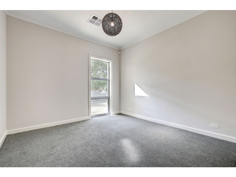 2/1 Klar Avenue, Darlington SA 5047