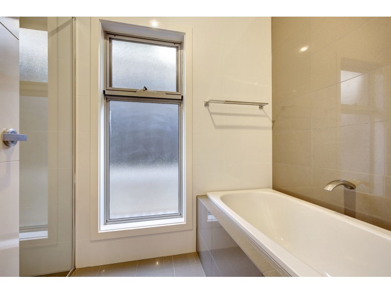 2/1 Klar Avenue, Darlington SA 5047