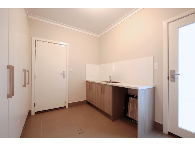 2/1 Klar Avenue, Darlington SA 5047