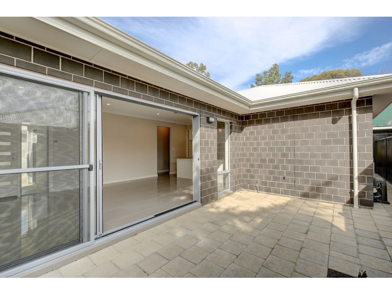 2/1 Klar Avenue, Darlington SA 5047