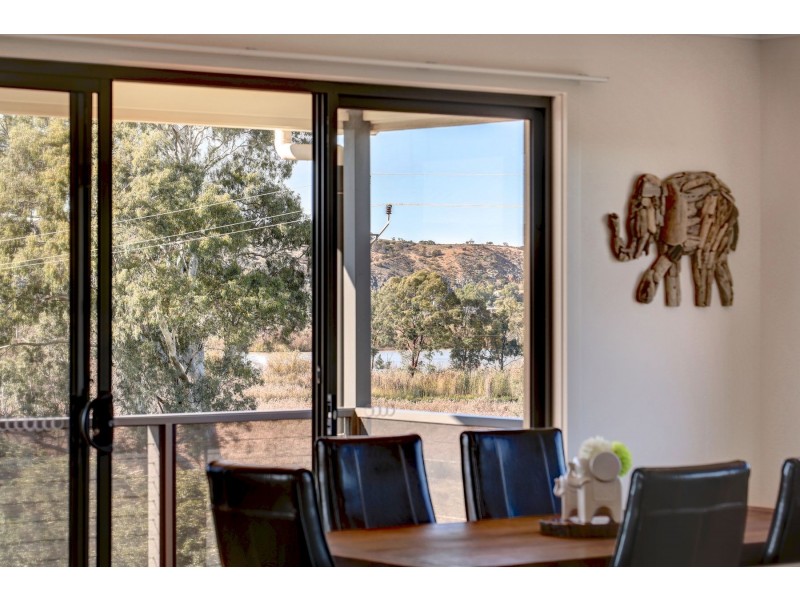 2 Murray Avenue, Woodlane SA 5238