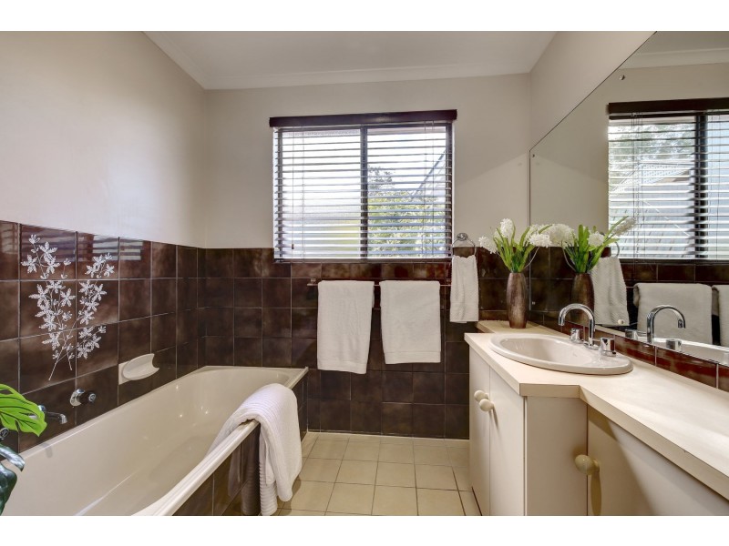 23 Wattle Tree Road, Bridgewater SA 5155