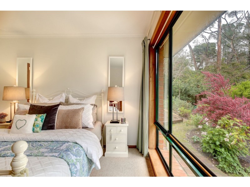 108 Cave Avenue, Bridgewater SA 5155