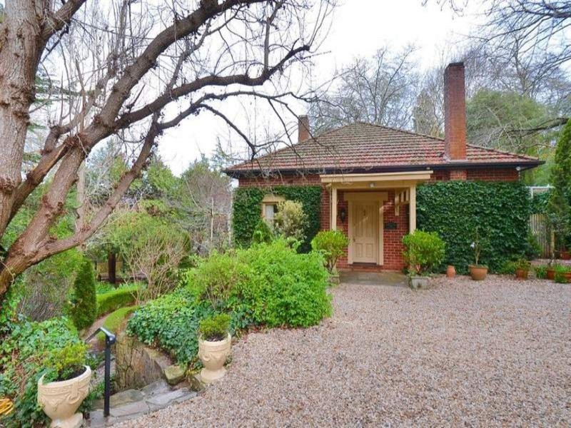 40 Avenue Road, Stirling SA 5152