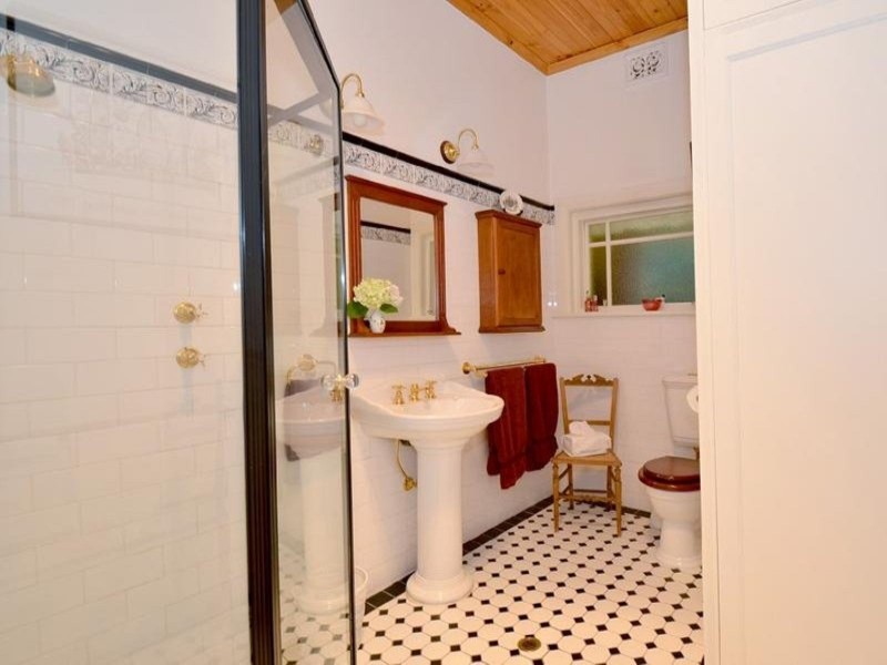 40 Avenue Road, Stirling SA 5152