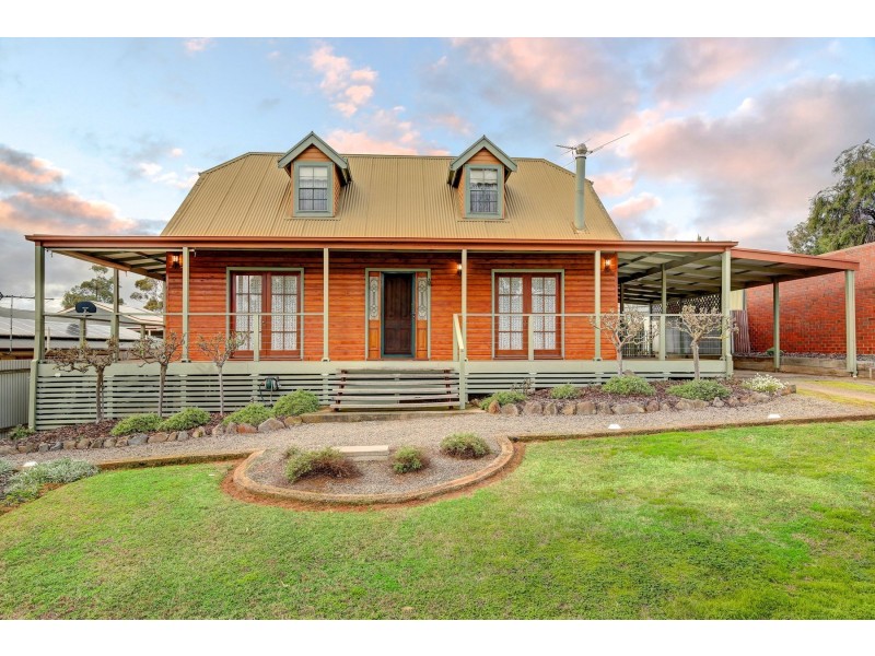 22 Thiele Road, Murray Bridge East SA 5253