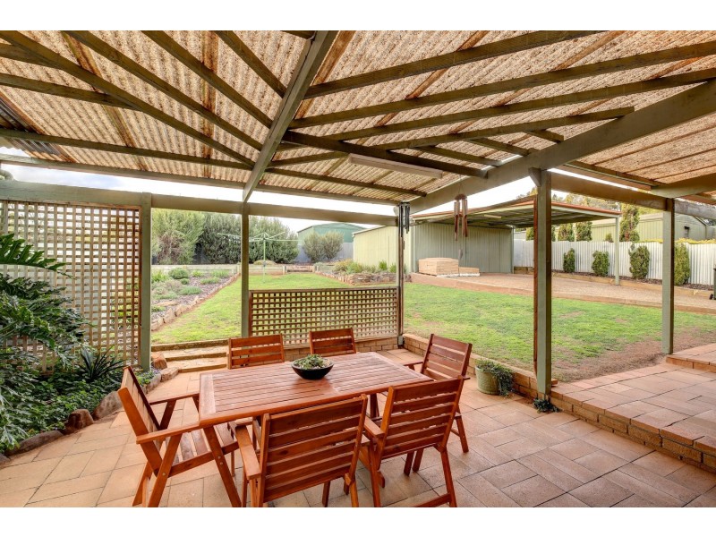 22 Thiele Road, Murray Bridge East SA 5253