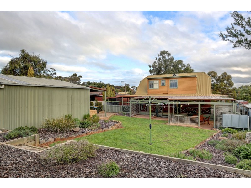 22 Thiele Road, Murray Bridge East SA 5253