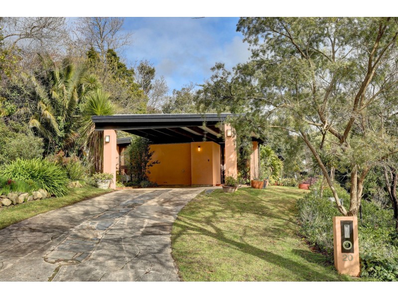 20 Osterley Avenue, Bridgewater SA 5155