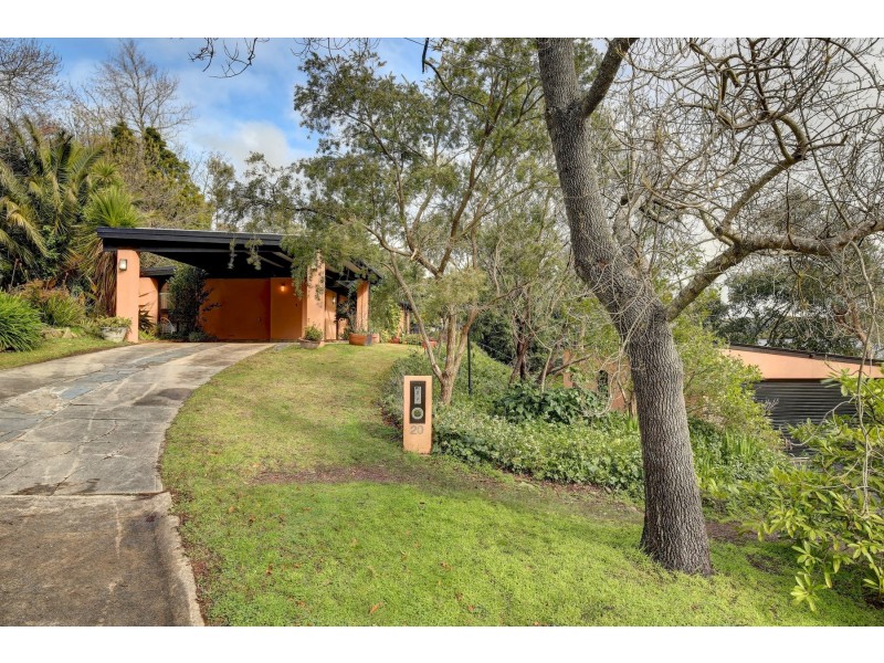 20 Osterley Avenue, Bridgewater SA 5155