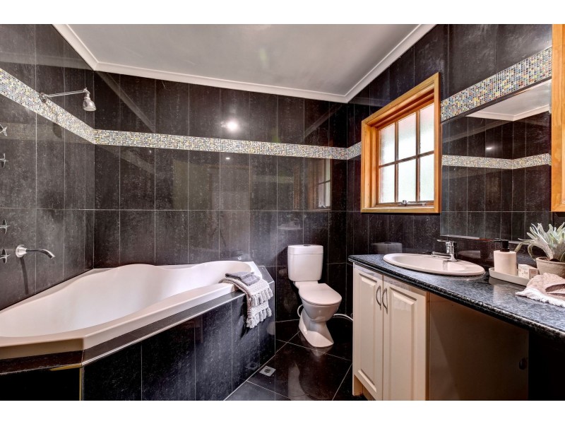 97 Osterley Avenue, Bridgewater SA 5155