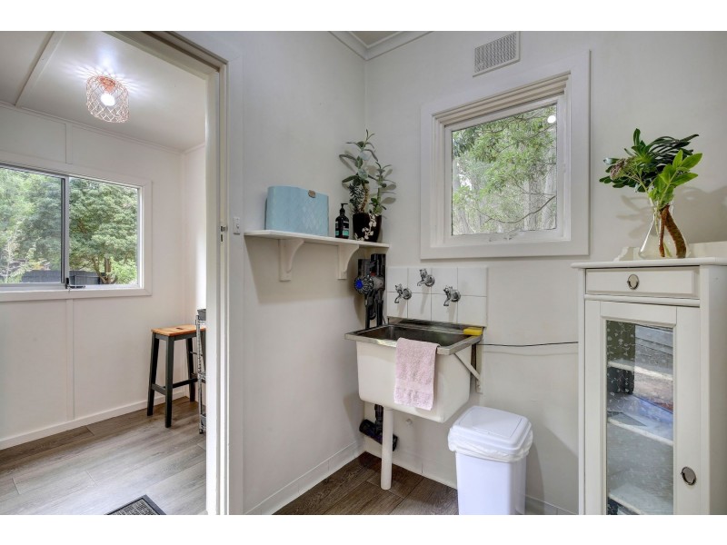 10 Sturt Valley Road, Stirling SA 5152