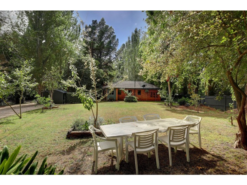 10 Sturt Valley Road, Stirling SA 5152