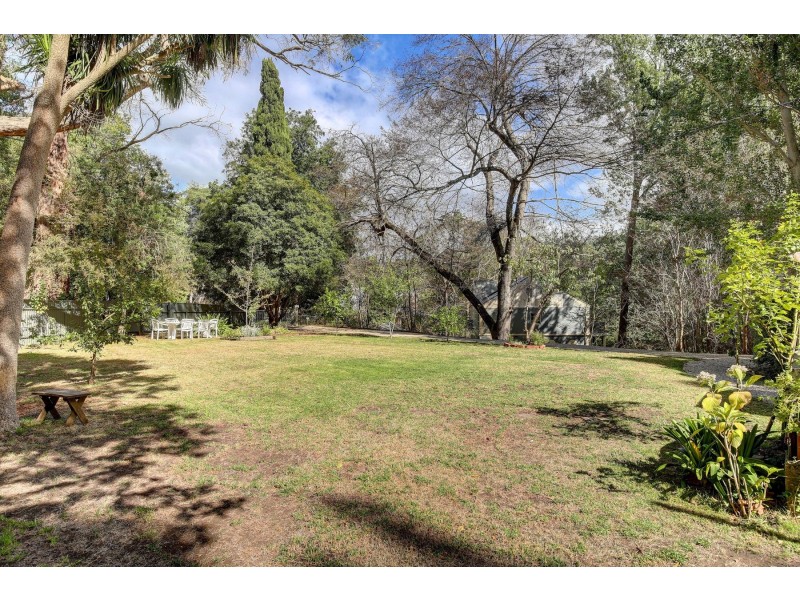 10 Sturt Valley Road, Stirling SA 5152