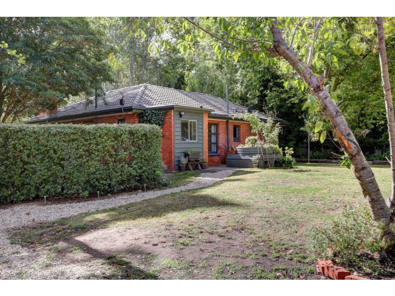 10 Sturt Valley Road, Stirling SA 5152