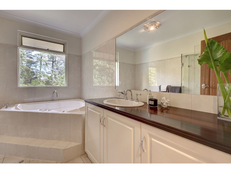 4 Alderley Road, Aldgate SA 5154